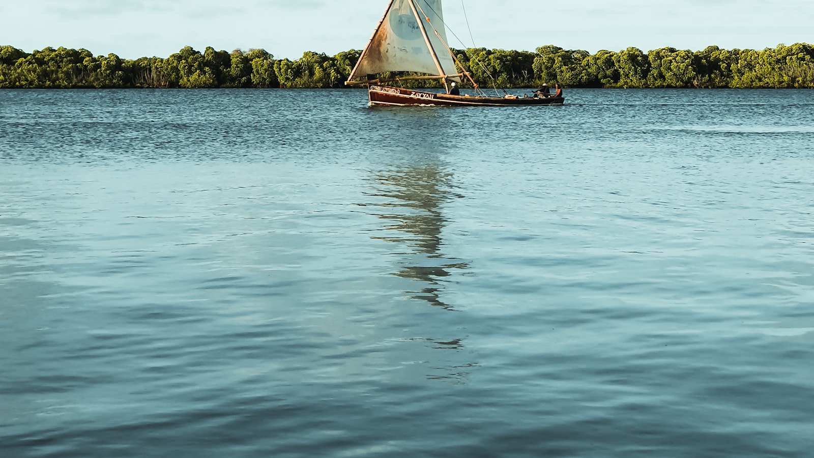 Beach & Bush, Amboseli to Diani — 7-day Kenya safari package